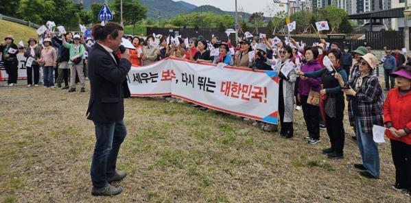 1994182814_iDN3vwBO_f5d648e81c8166e04b1a